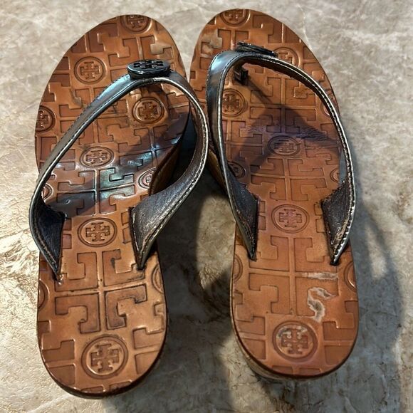 Tory Burch Pewter Cork Wedge Sandals - Picture 8 of 8